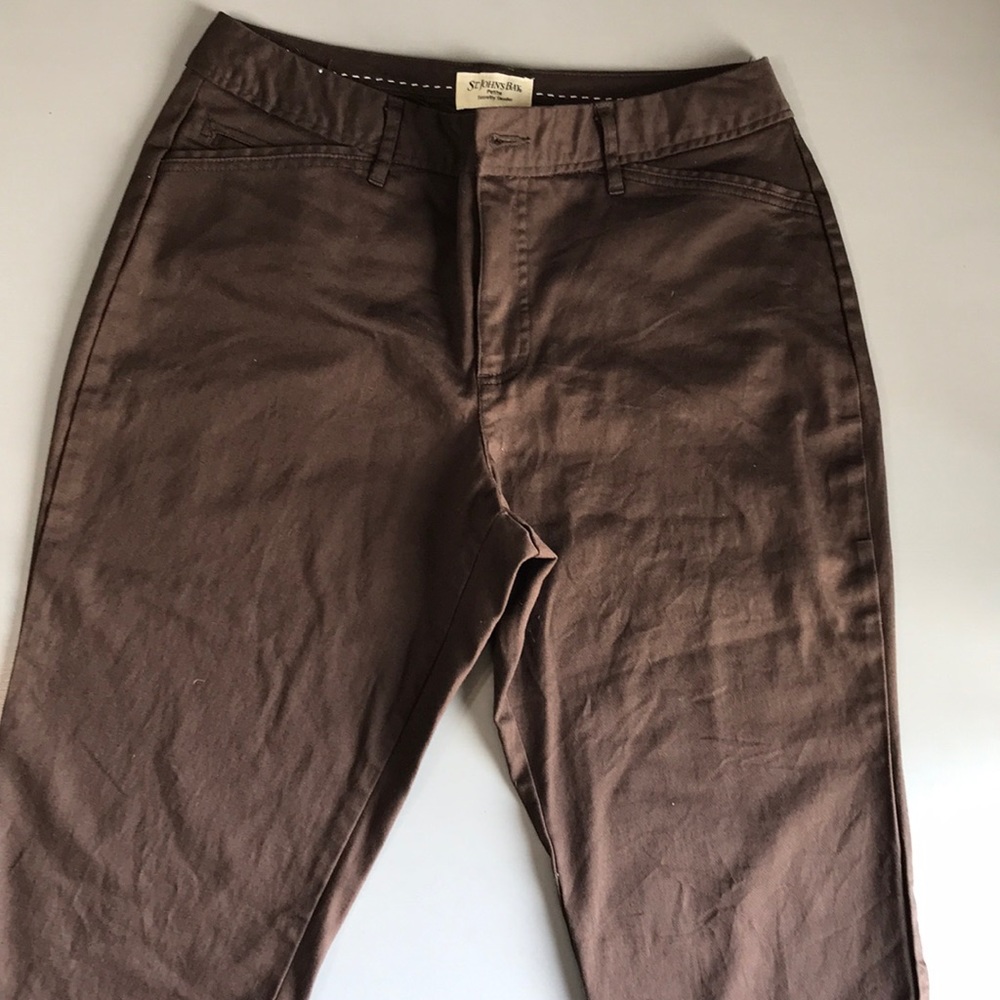 Brown capris St. John’s Bay.  Size 16p.